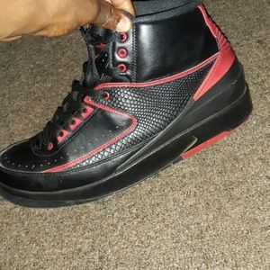 Jordan 2s